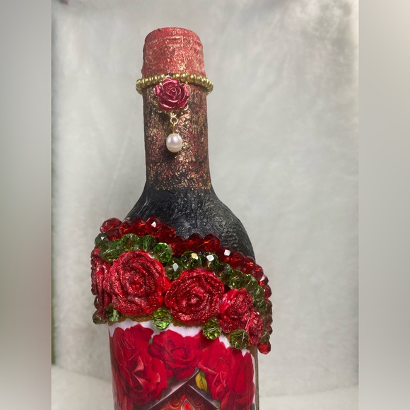 Hand Painted-Decoupaged Sugar Skull-Dia De Los Muertos-Day of the Dead Bottle - Picture 5 of 14